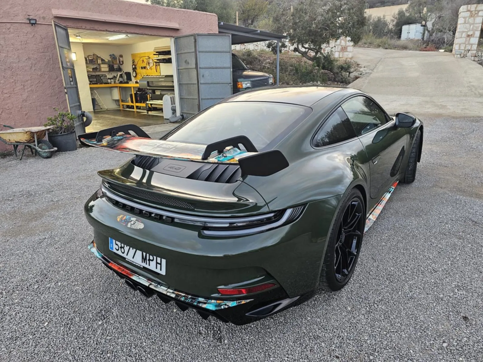 911 GT3 — Olive Wing