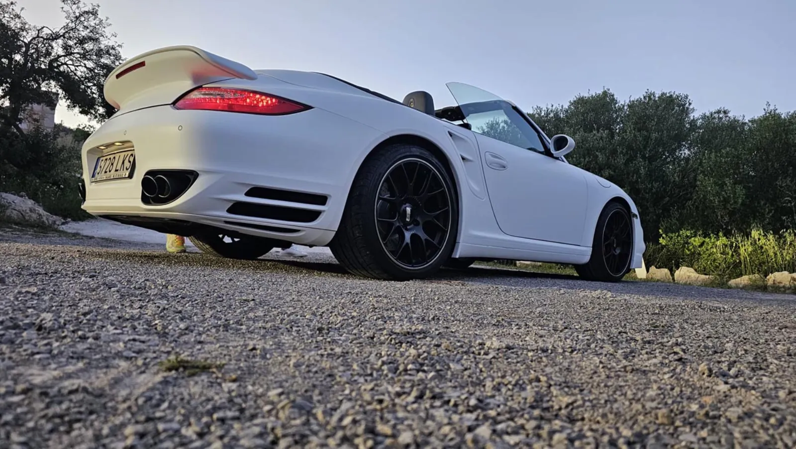911 Turbo — Satin White Low
