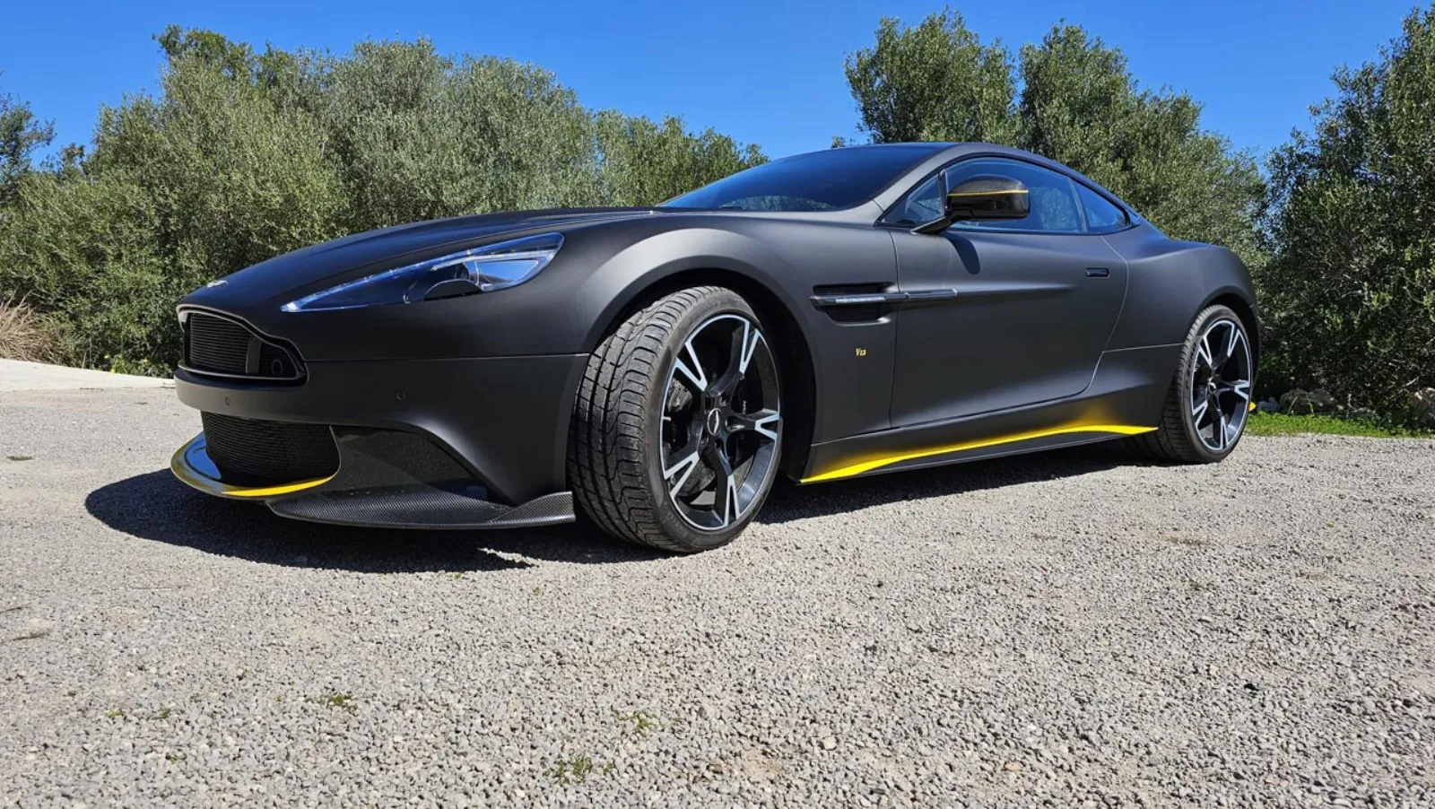 Vanquish S — Matte Side