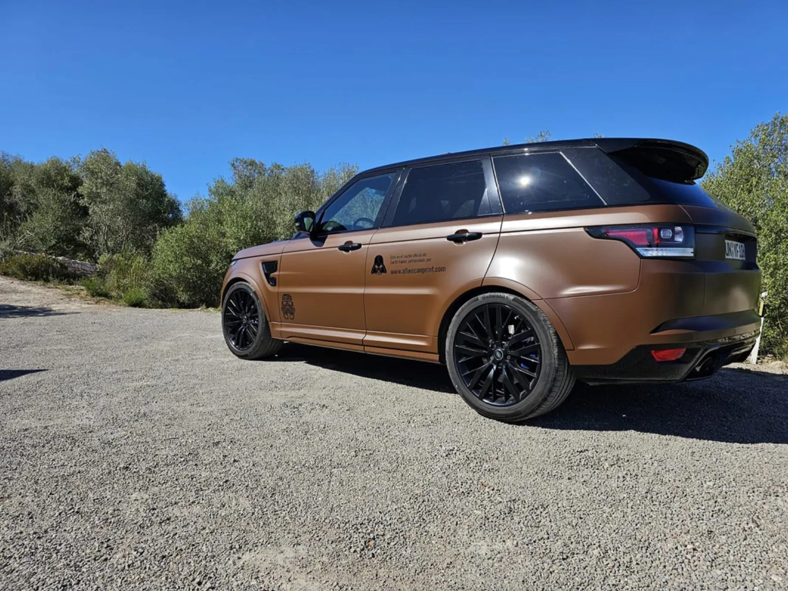 Range Rover — Bronze Darth Vader