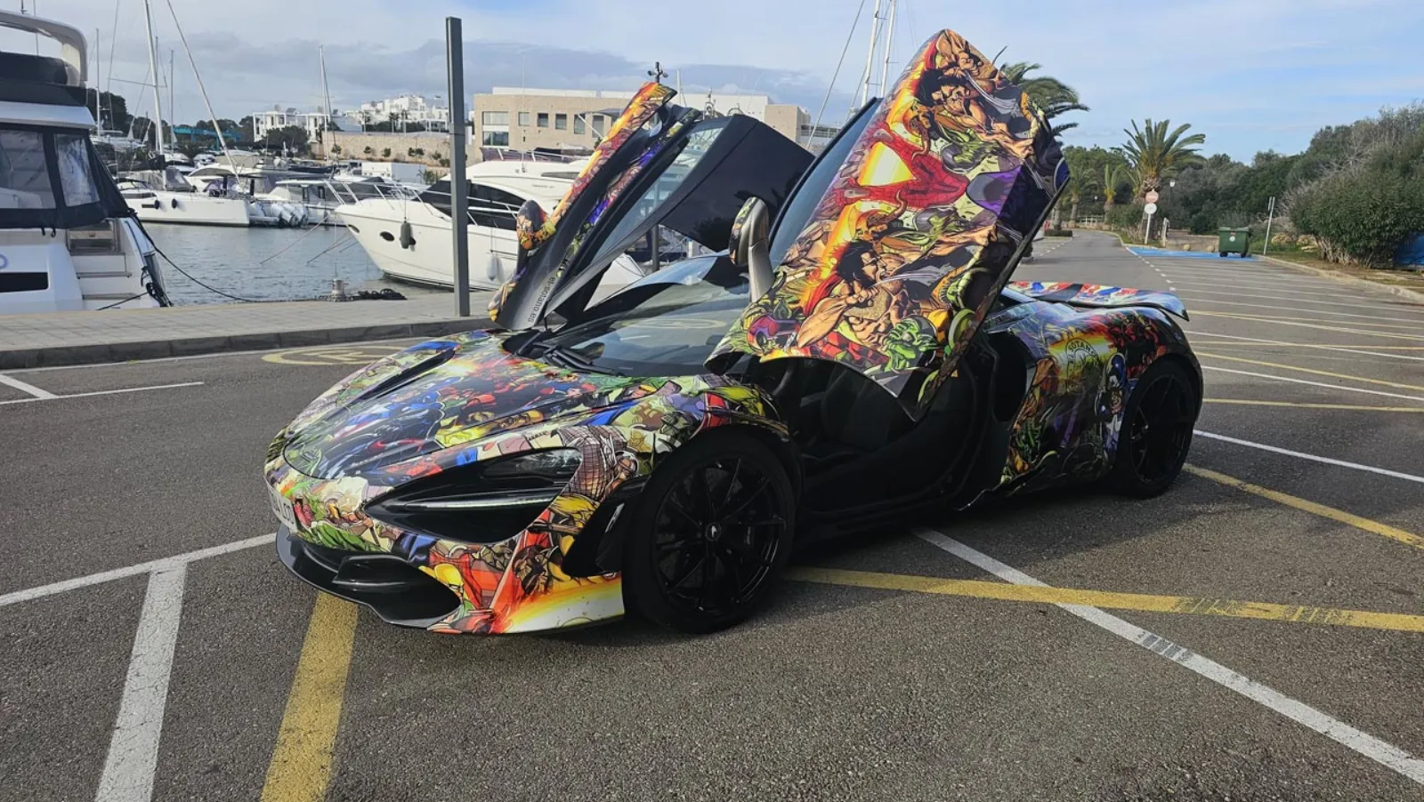 McLaren 720S — Comic Marina