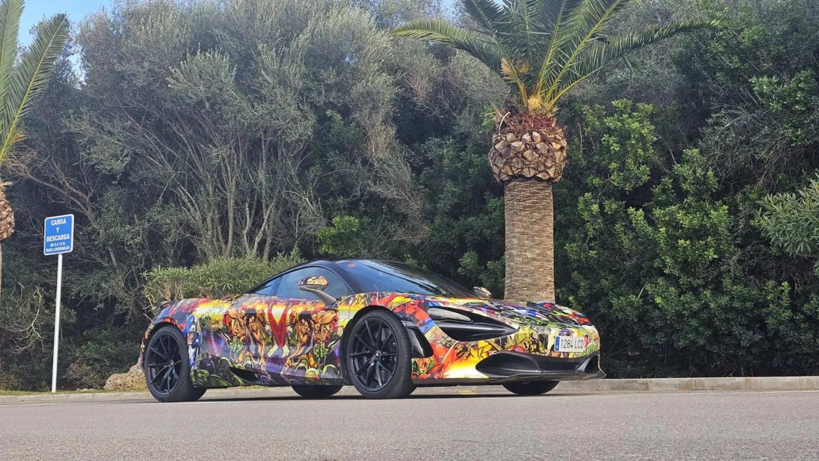 McLaren 720S — Comic Palm